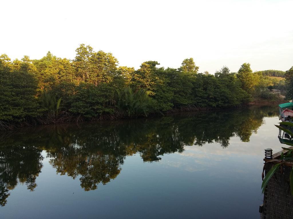 Mangroves & More @ Cambodia 시아누크빌 외부 사진