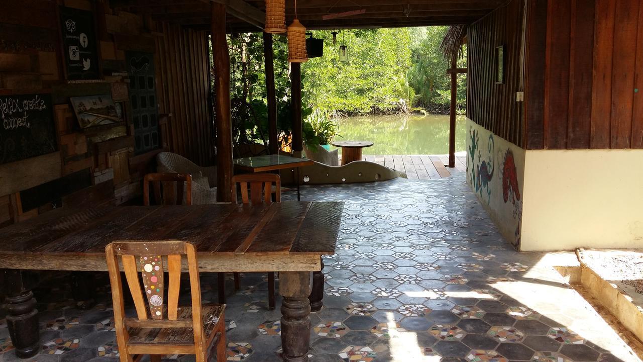 Mangroves & More @ Cambodia 시아누크빌 외부 사진